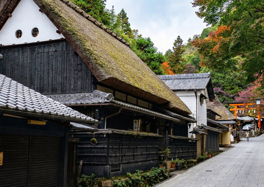 Shou Sugi Ban Aesthetic: The Ancient Technique Transforming Modern Builds
